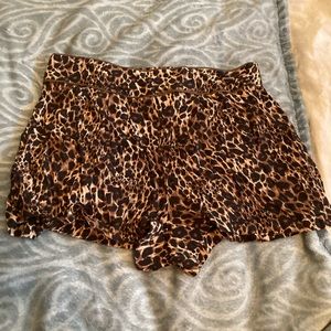 Dressy cheetah print flowy shorts
